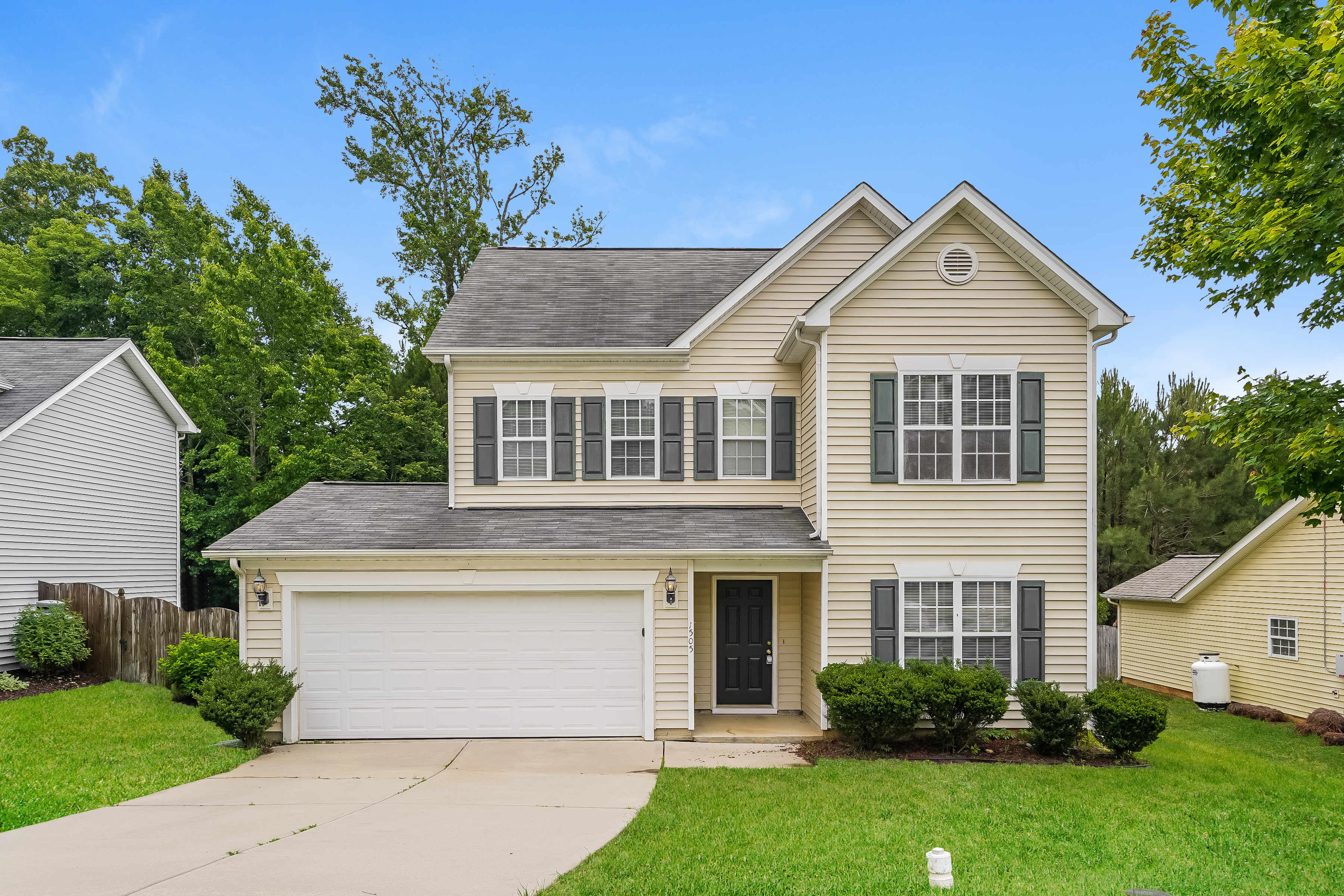 3-Bed House for Rent - 1505 Dexter Ridge Dr, Holly Springs, NC