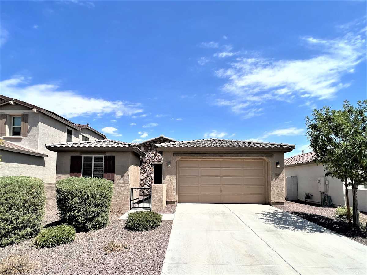 4-Bed House for Rent – 19018 W Yucatan Dr, Surprise, AZ