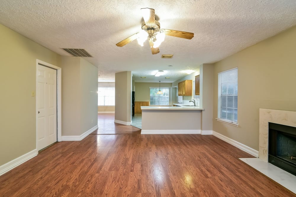 13935 Cantwell Dr, Houston, TX, 77014 Invitation Homes