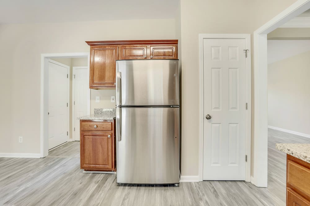 2373 Crimson Creek Ln, Snellville, GA, 30078 Invitation Homes