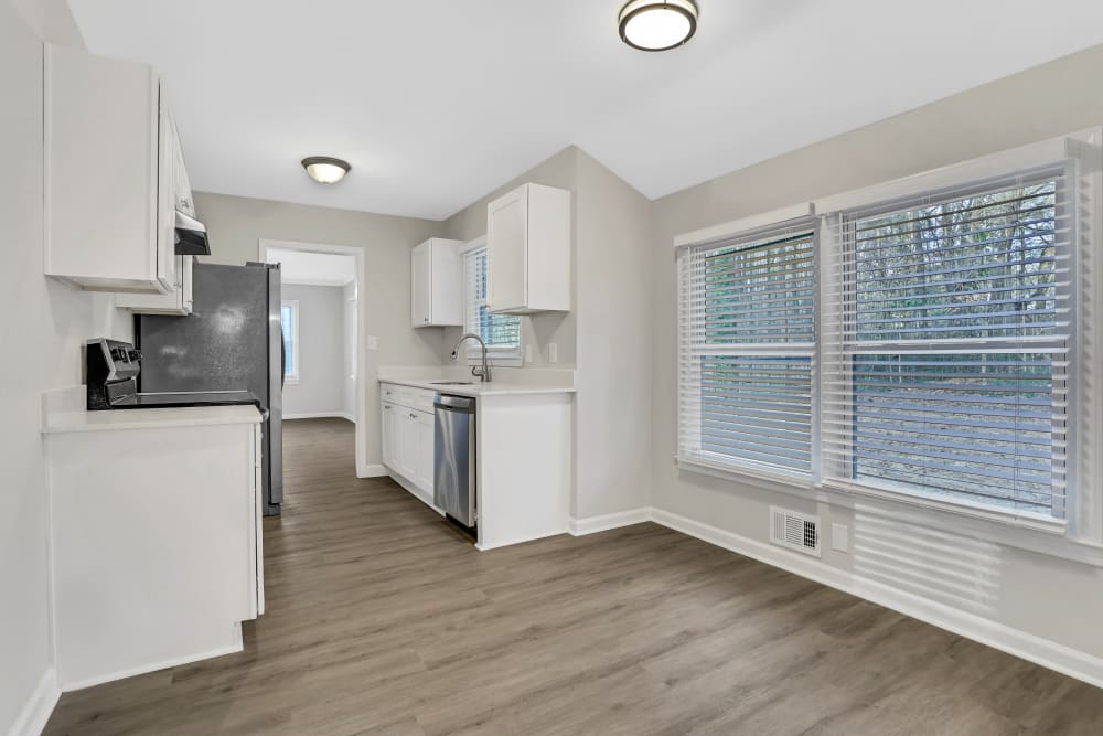 2714 Holley Ct, Atlanta, GA, 30344 Invitation Homes