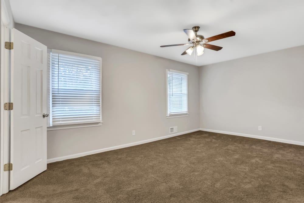 2714 Holley Ct, Atlanta, GA, 30344 Invitation Homes