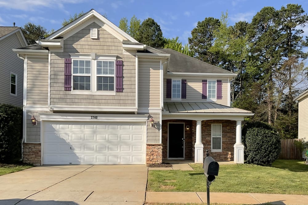 2740 Markham Woods Ct, Charlotte, NC, 28214 Invitation Homes