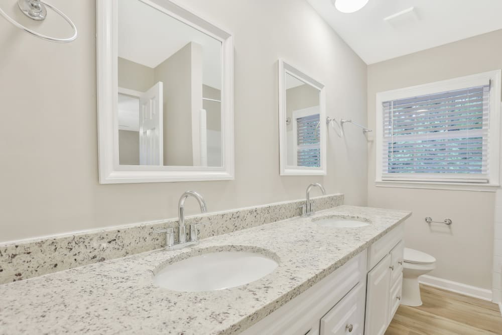 3253 Woods Cir, Decatur, GA, 30034 Invitation Homes