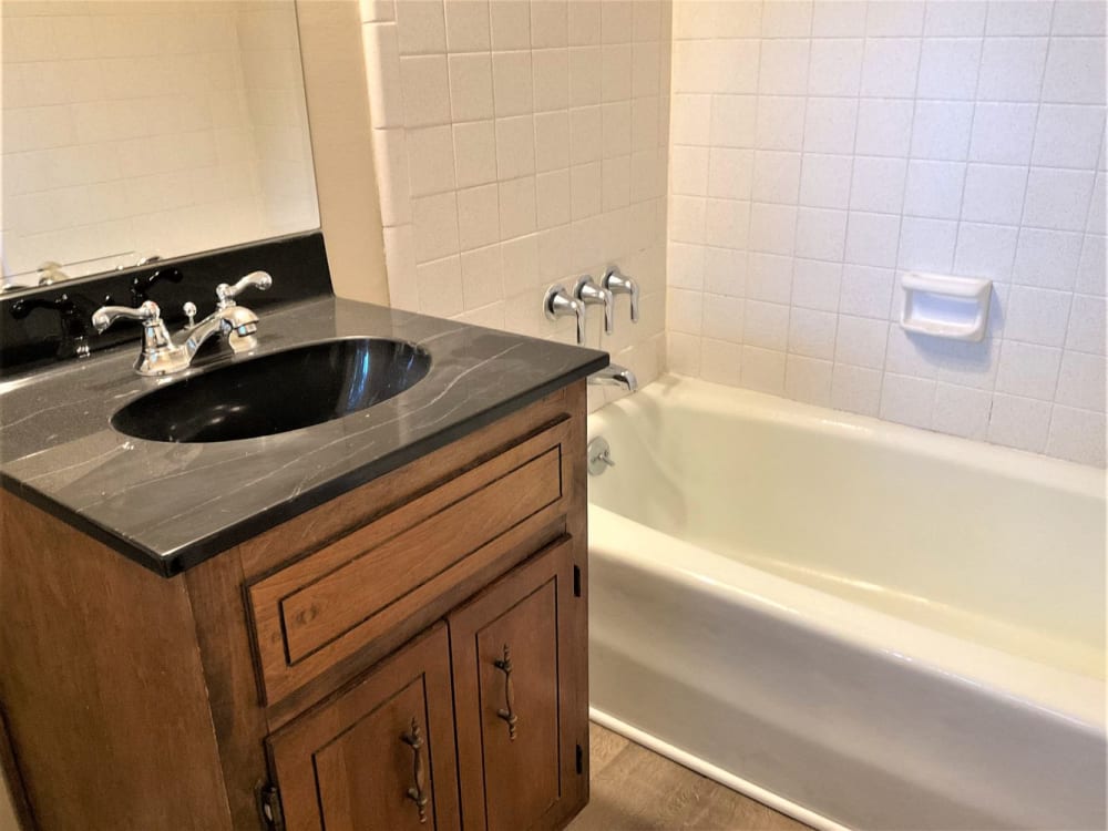 4641 Waterford Ct, Dunwoody, GA, 30338 Invitation Homes