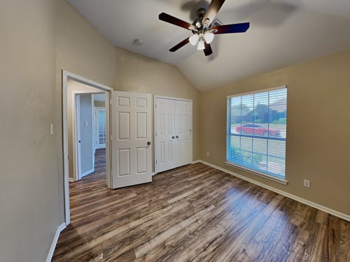 1046 Essex Dr, Cedar Hill, TX, 75104 | Invitation Homes