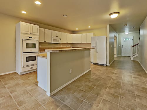 21542 SE 299th Way, Kent, WA, 98042 | Invitation Homes