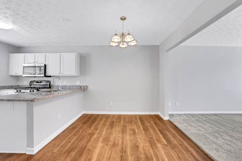 Western House 特別版 シーズンズグリーティング 5257 Windfield Glen Ct Nw, Lilburn, GA, 30047 | Invitation Homes