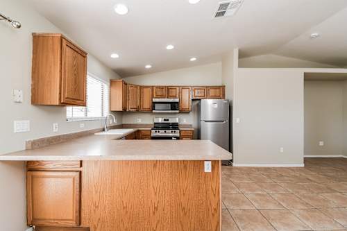 Eアカウント13点 5634 S 13th Ave, Phoenix, AZ, 85041 | Invitation Homes