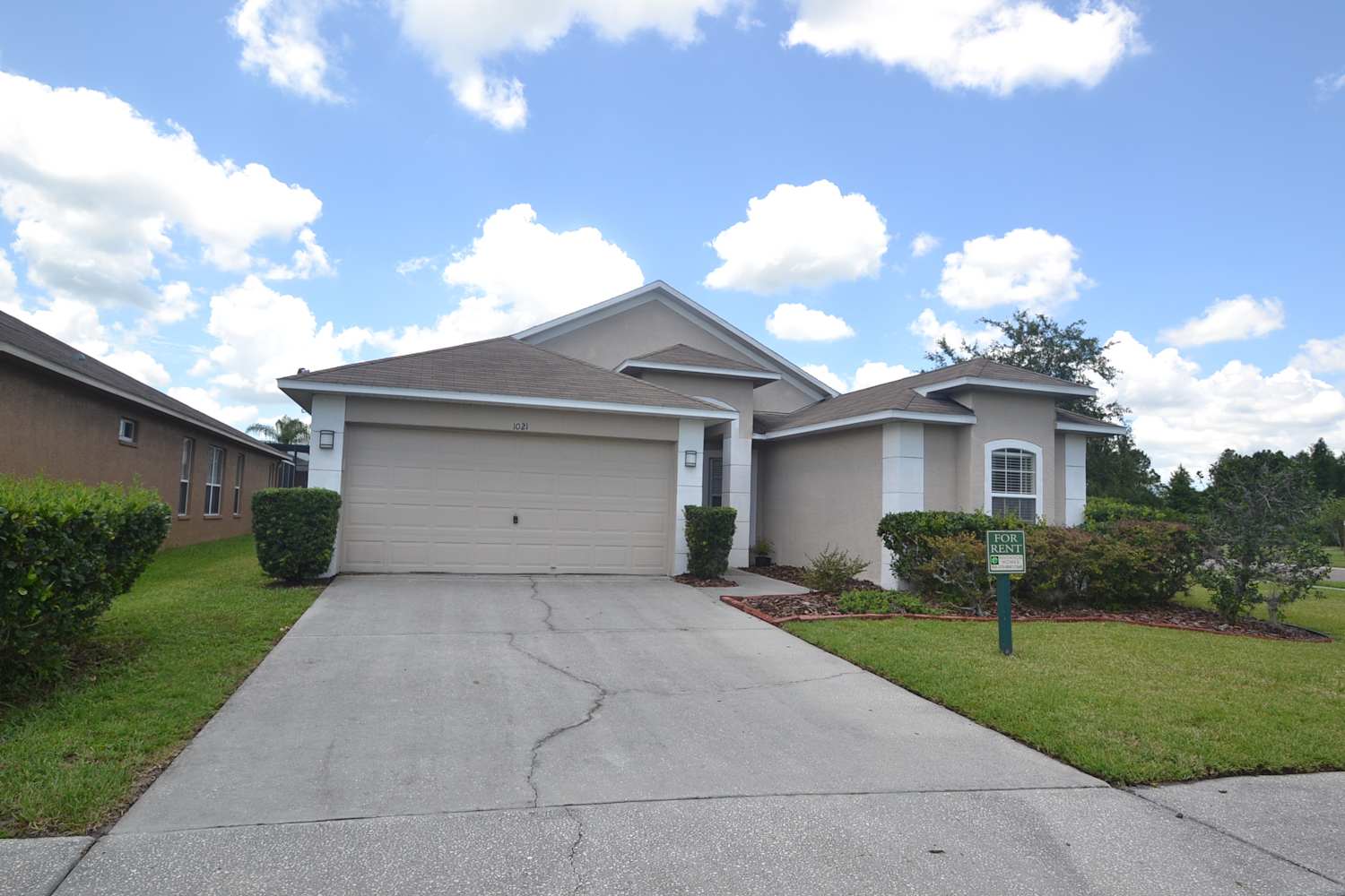 3-Bed House for Rent - 1021 Torreya Way, Odessa, FL