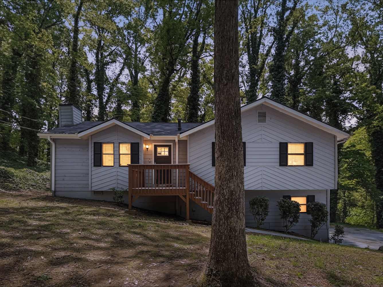 3-Bed Home at 1025 Lakewood Dr, Marietta
