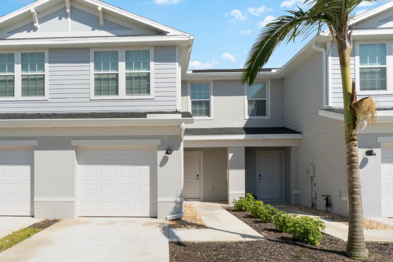 3-Bed House for Rent - 10333 Bradmore Rd #71, Fort Myers, FL
