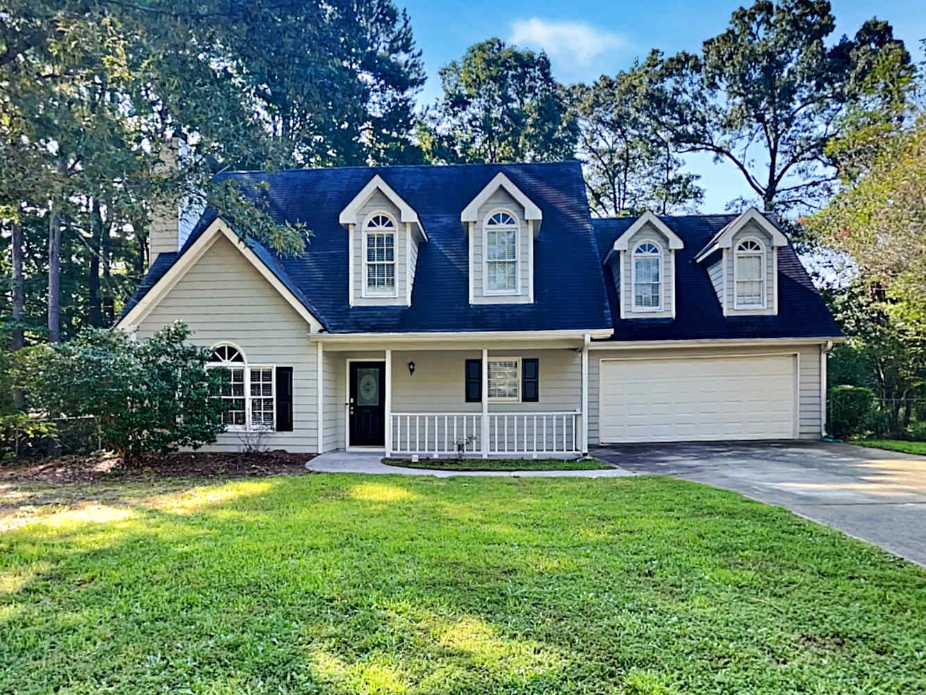 3 Bedroom House – 1055 Burning Bush Dr, Loganville, GA 30052