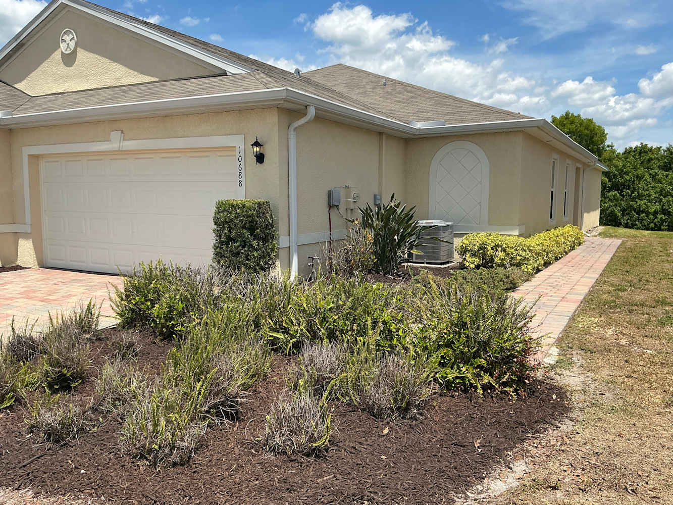 2-Bed House for Rent - 10688 Crossback Ln, Lehigh Acres, FL