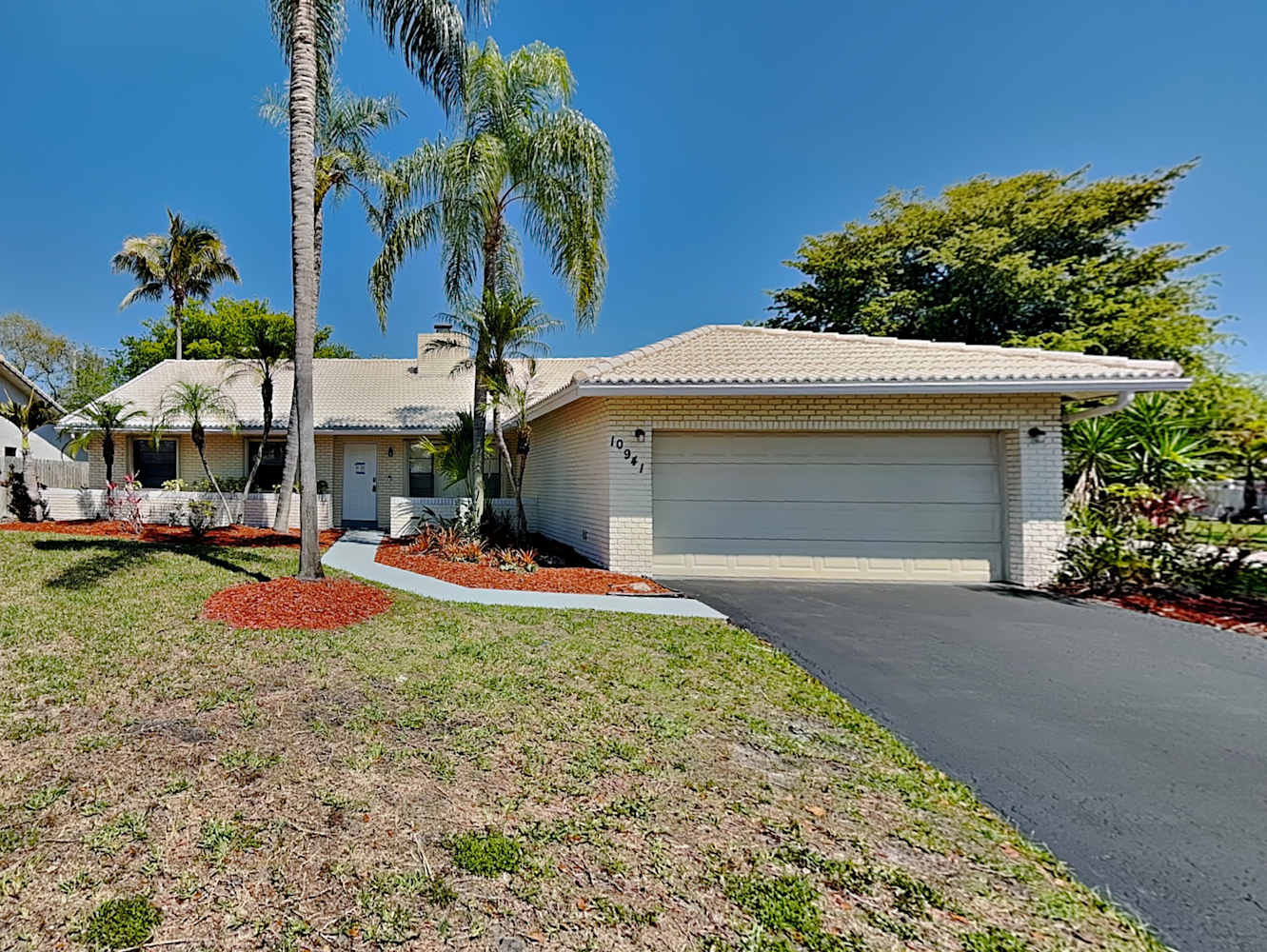 3-Bed Home in null, Coral Springs