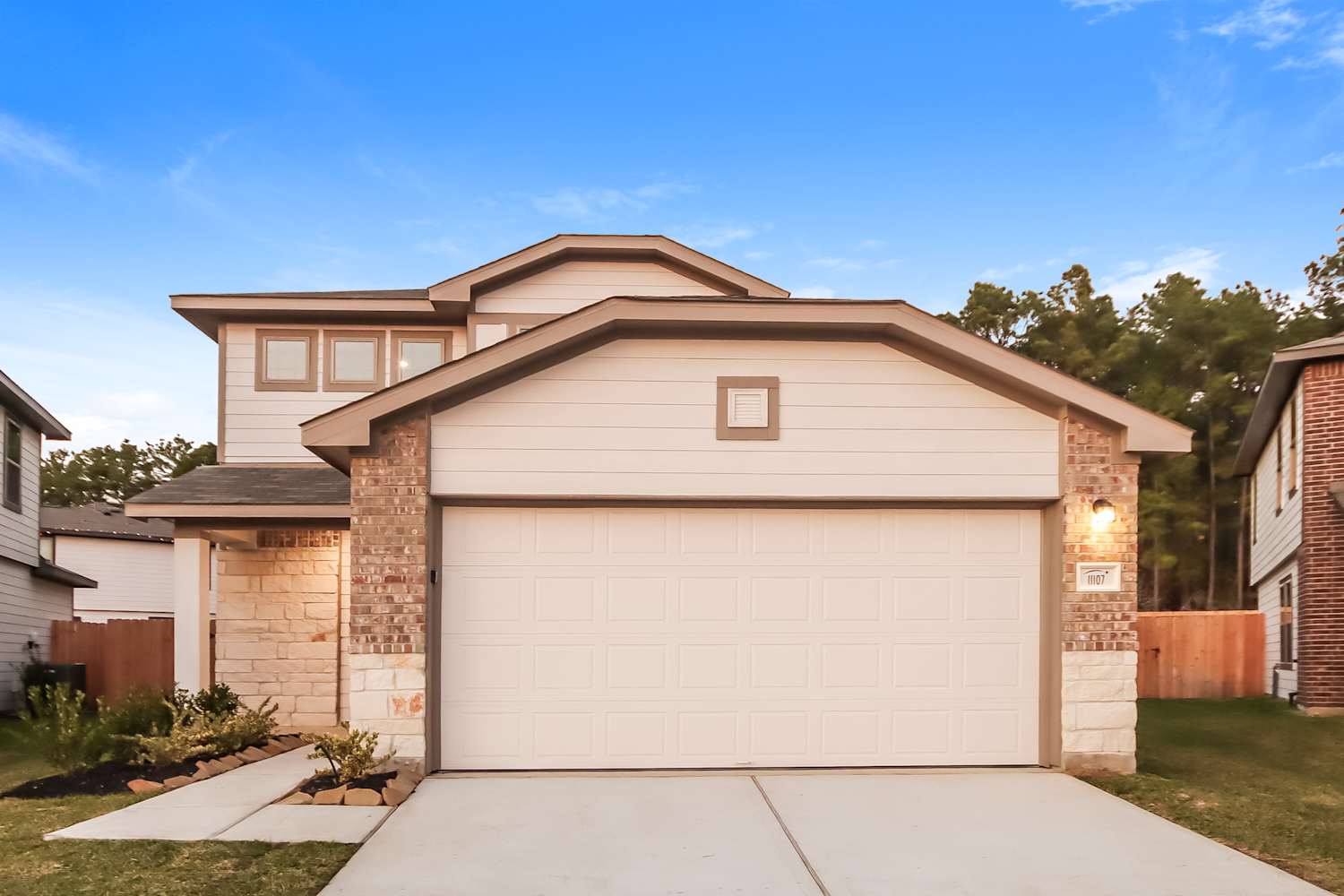 3 Bedroom House – 11107 Altimeter Dr, Conroe, TX 77303