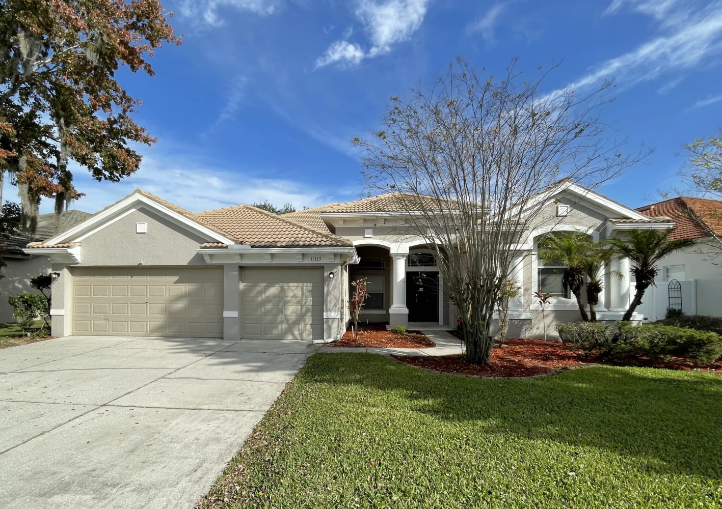 https://images.invitationhomes.com/web/w_1500,h_1000,c_limit,q_auto/11513-manistique-way-new-port-richey-fl-34654/d756bce1-0ccc-4ed1-be42-1ab7b85de3cd.jpg