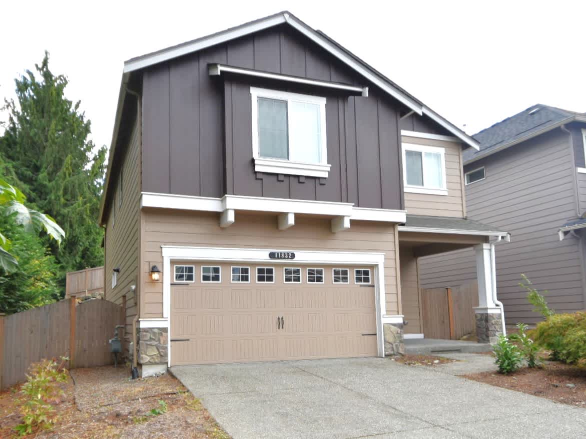 4-Bed House for Rent - 11832 14th Pl SE, Lake Stevens, WA