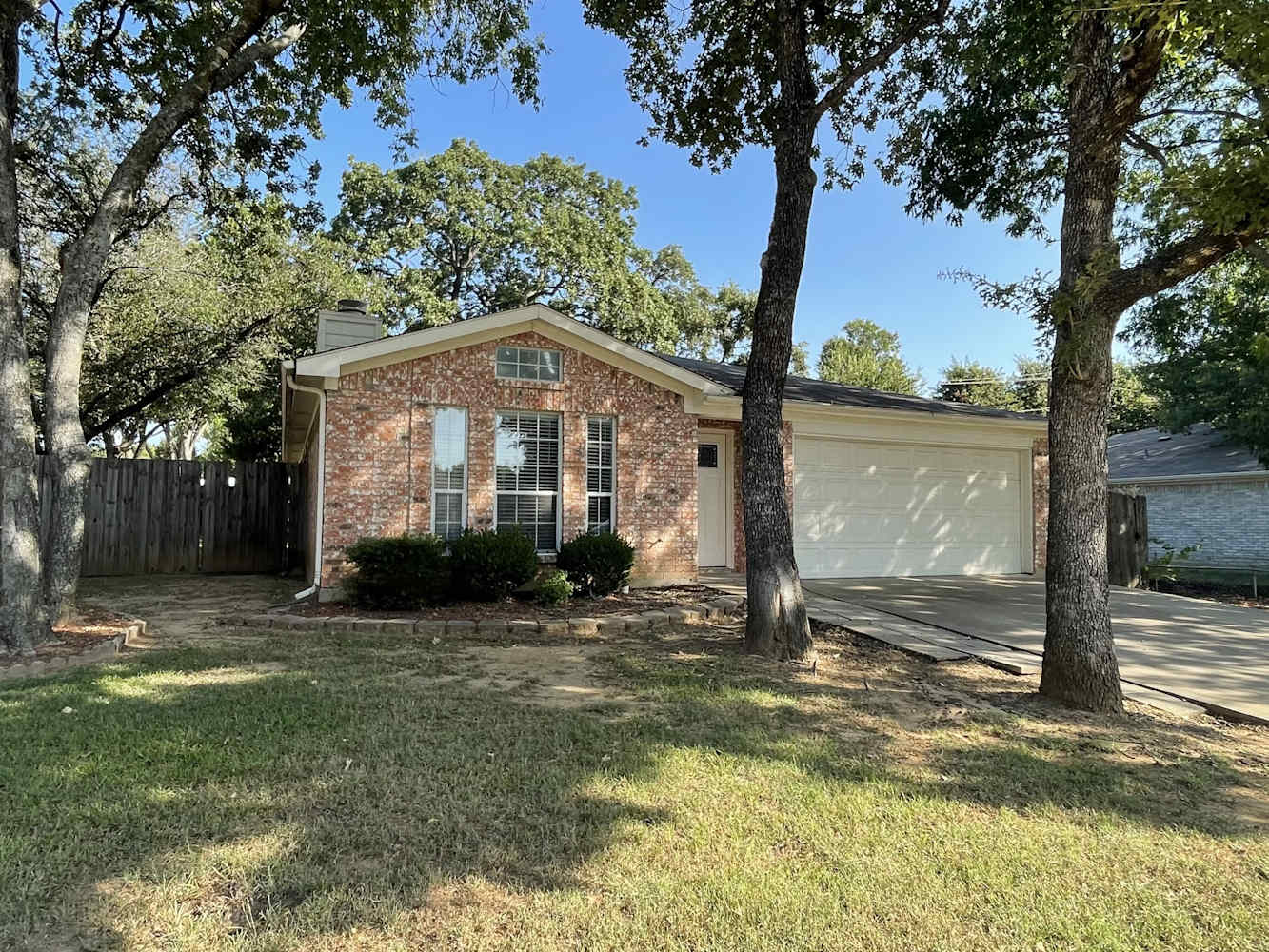 3-Bed House for Rent - 1200 Cardinal Oaks Dr, Mansfield, TX