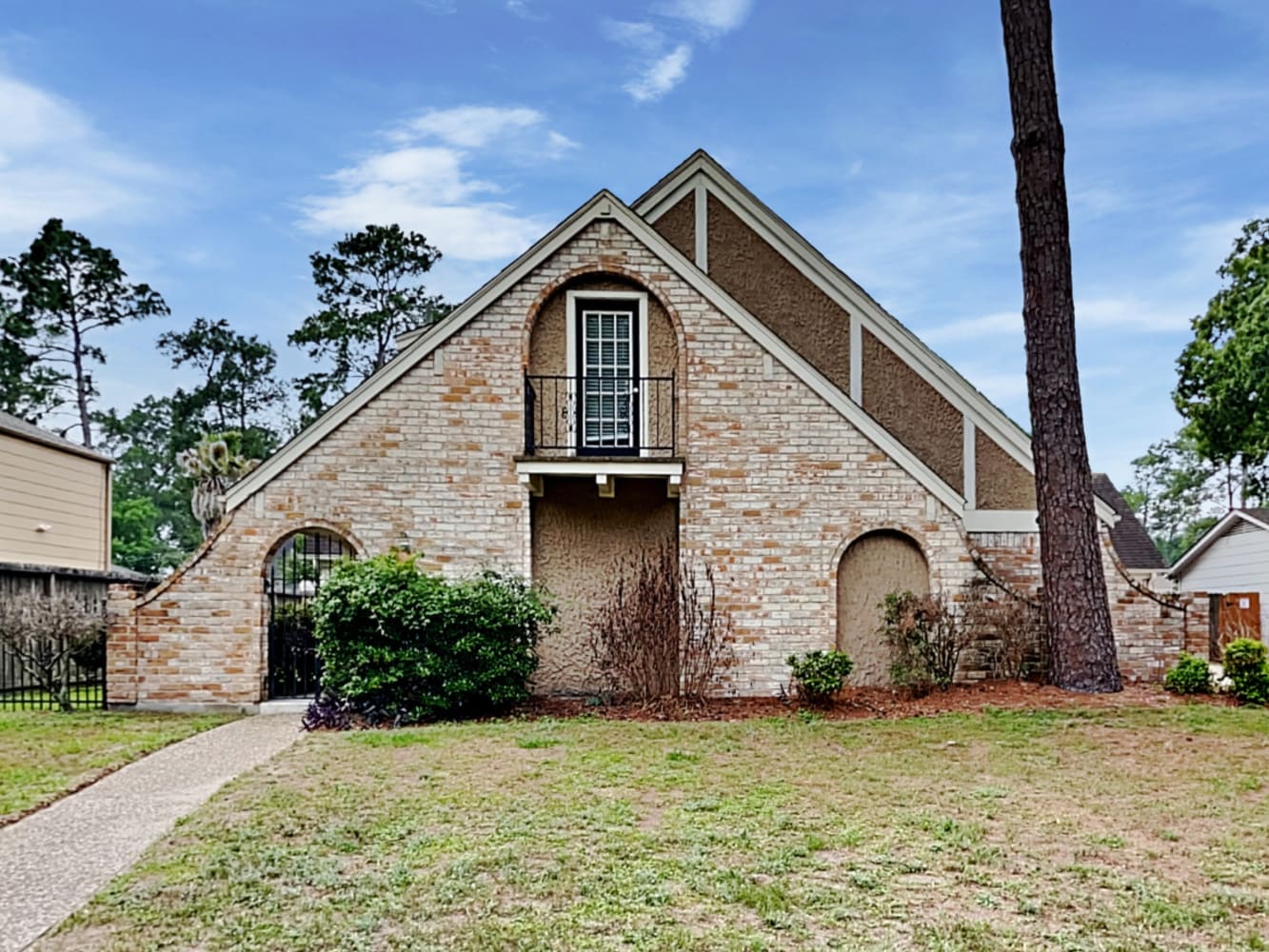 4 Bedroom House – 12007 Soft Pines Dr, Houston, TX 77066
