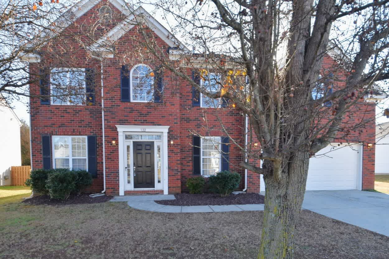 4-Bed House for Rent - 122 Elgin Ln, Mooresville, NC