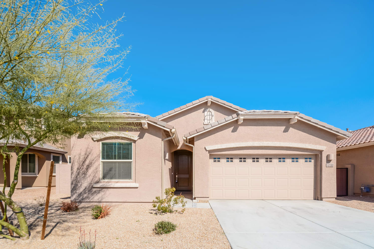 5-Bed House for Rent - 12330 W Glenn Drive, Glendale, AZ