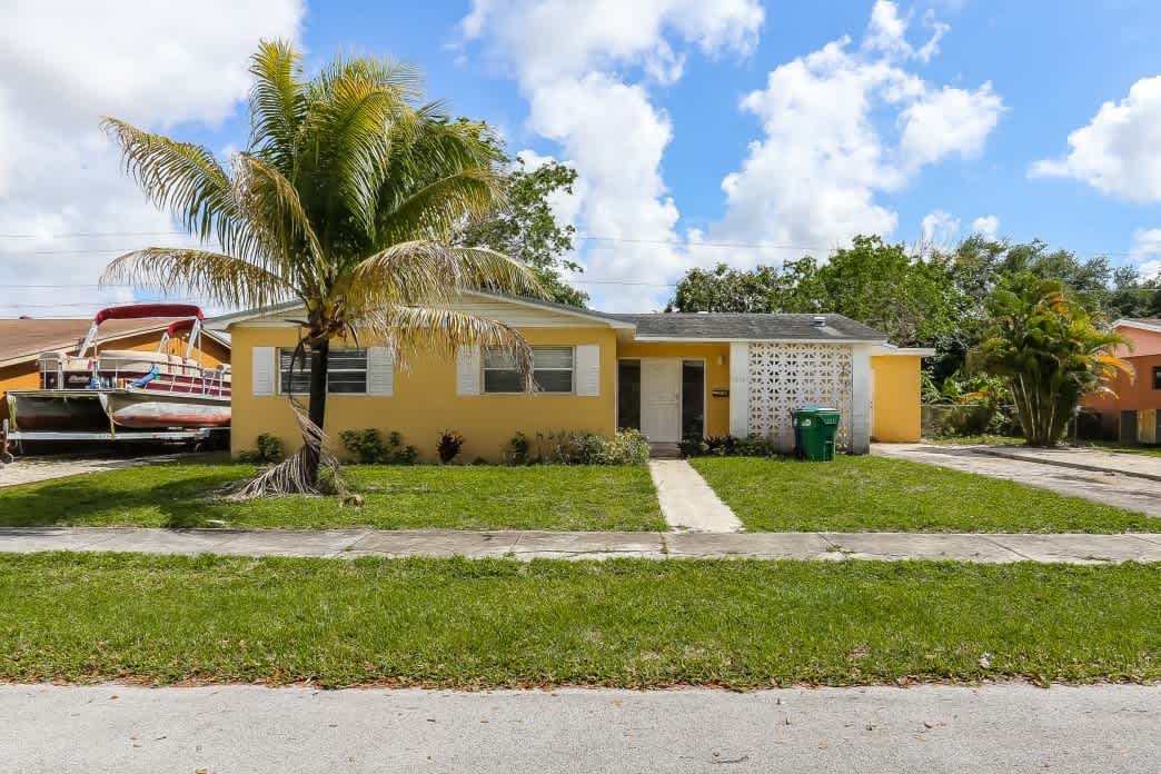 3-Bed Home in null, Miami Gardens