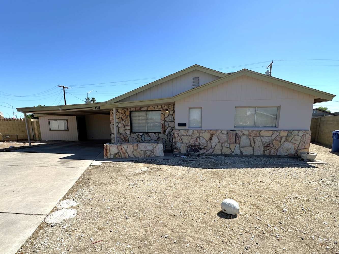3-Bed Home in null, Mesa