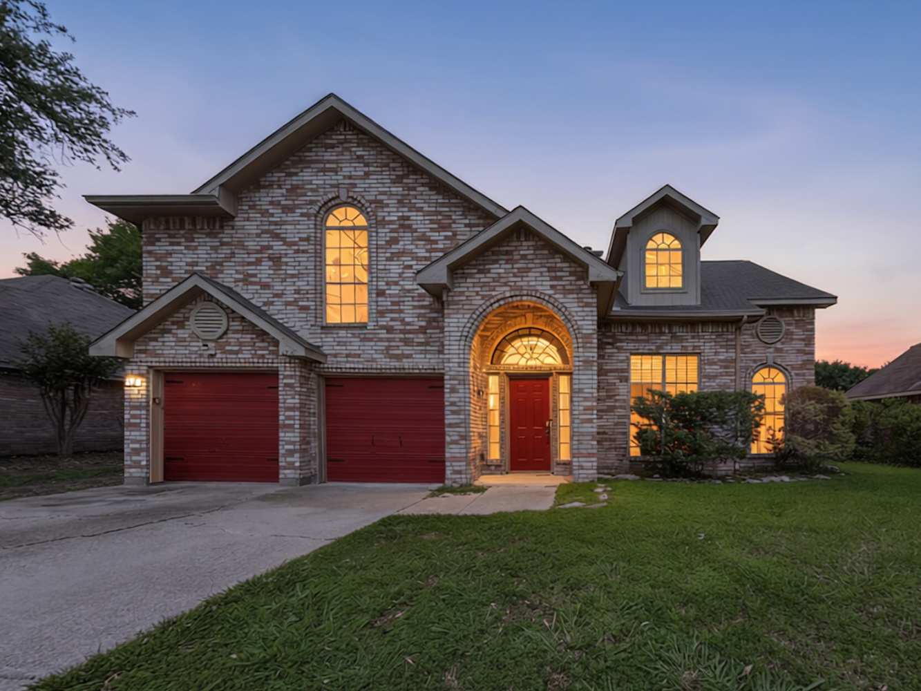 3-Bed House for Rent - 132 Overbrook Dr, Rockwall, TX