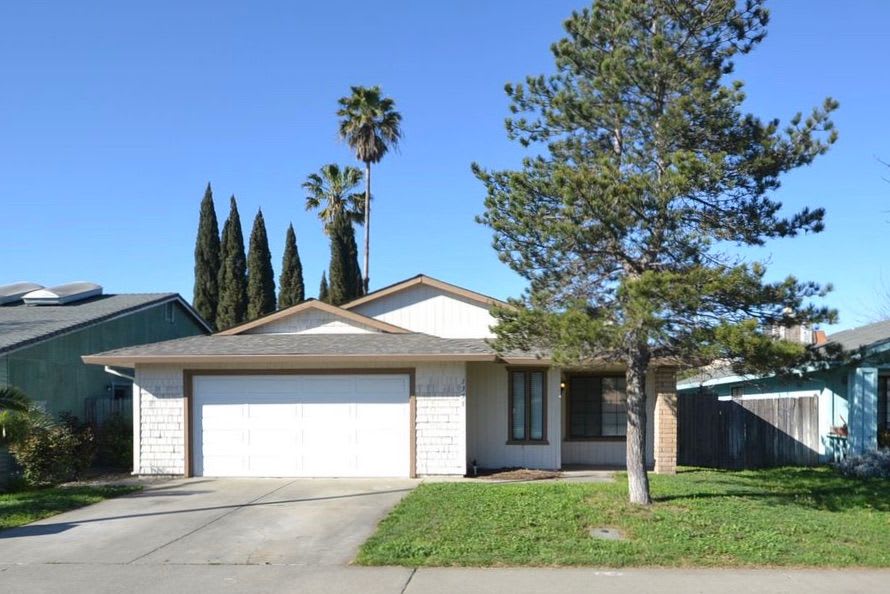 3-Bed House for Rent - 1355 Colfax Dr, Woodland, CA