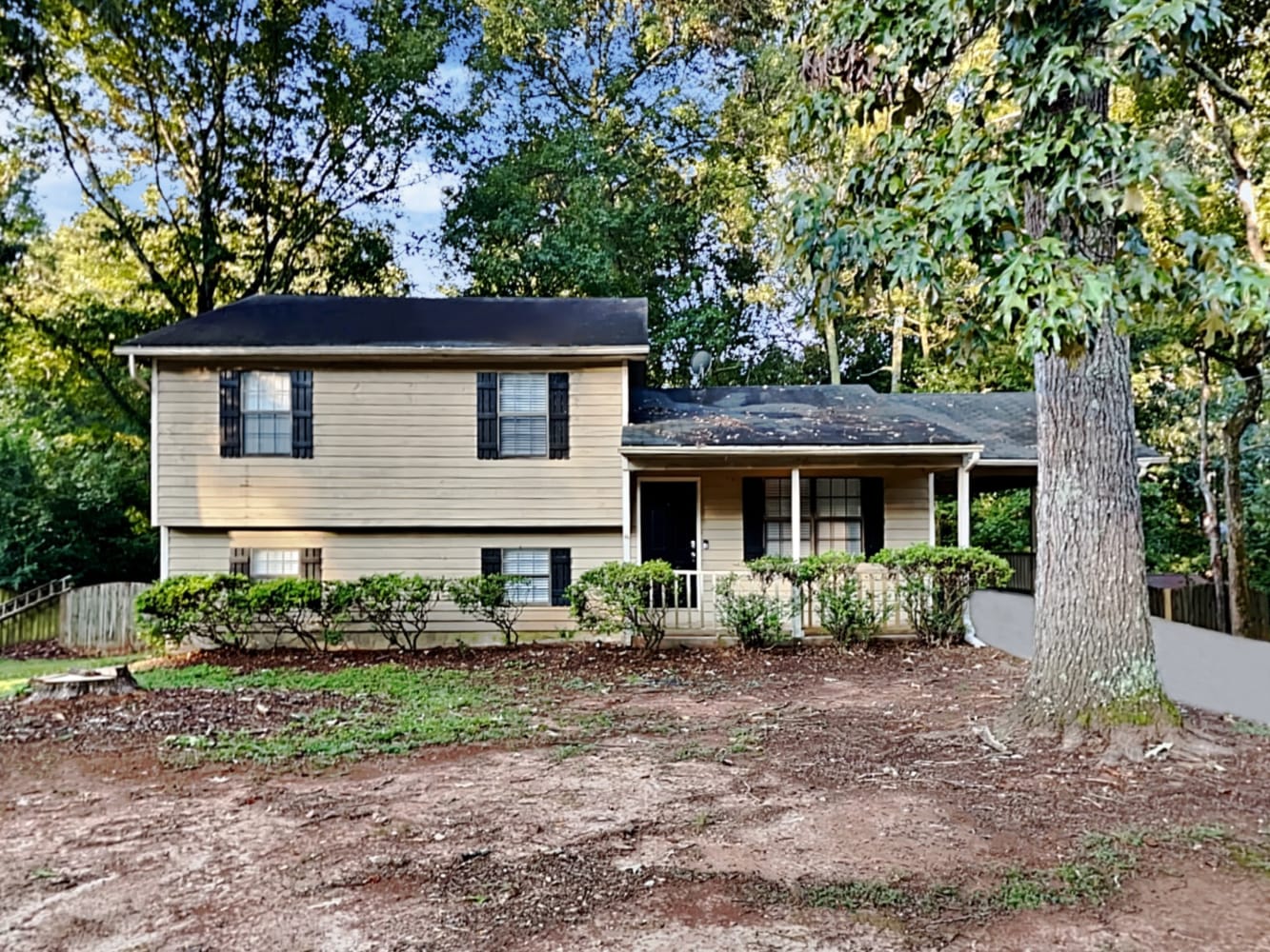 3 Bedroom House – 1368 Fairview Trl, Lawrenceville, GA 30043