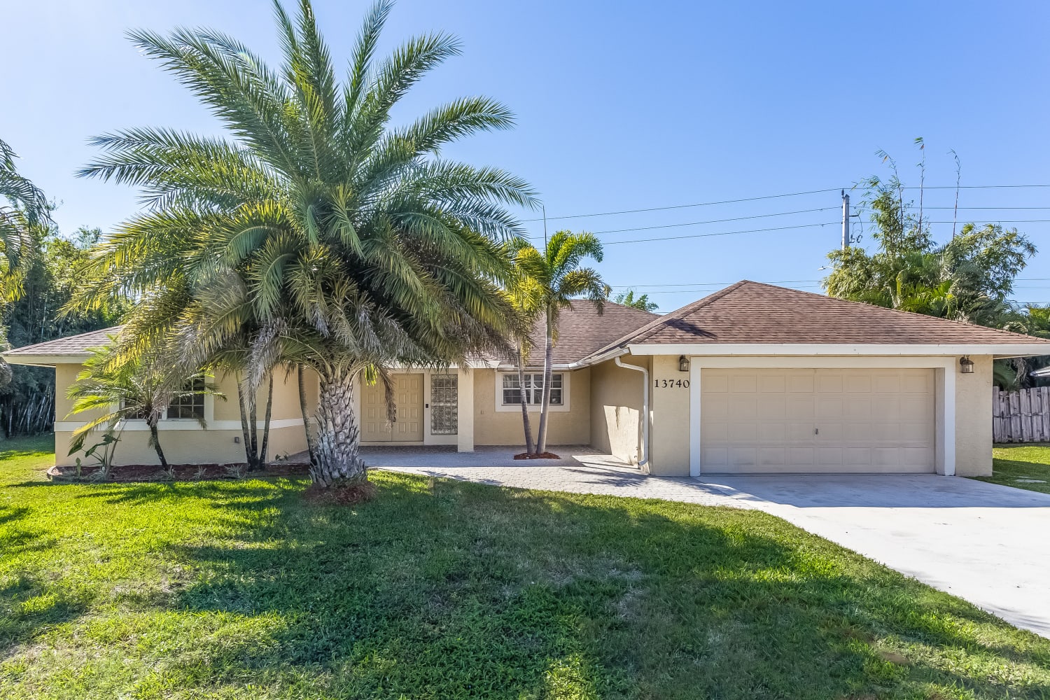 3-Bed House for Rent - 13740 Cromer Ct, Wellington, FL