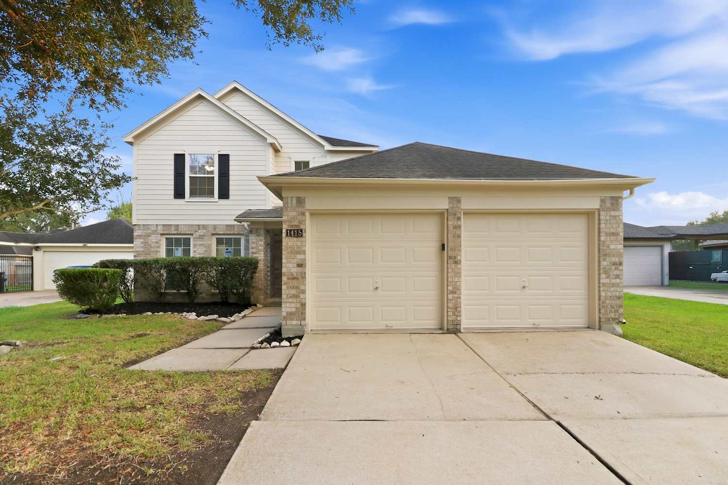 4 Bedroom House – 1415 McGee Lake Ct, Richmond, TX 77407