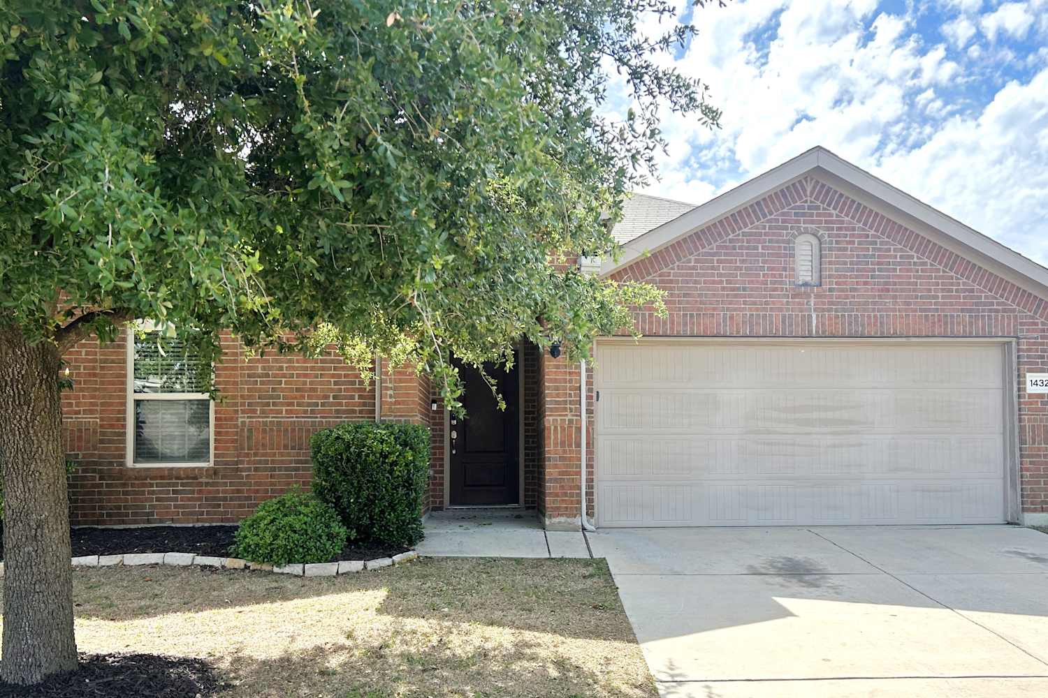 4-Bed Home at 14331 Artisan Dr, Fort Worth