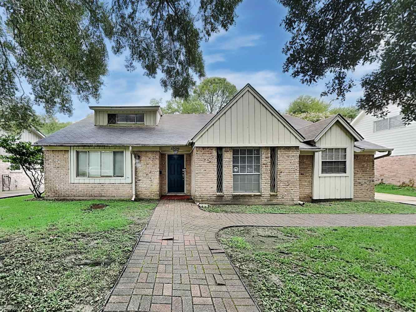 4 Bedroom House – 1506 Seagate Ln, Houston, TX 77062