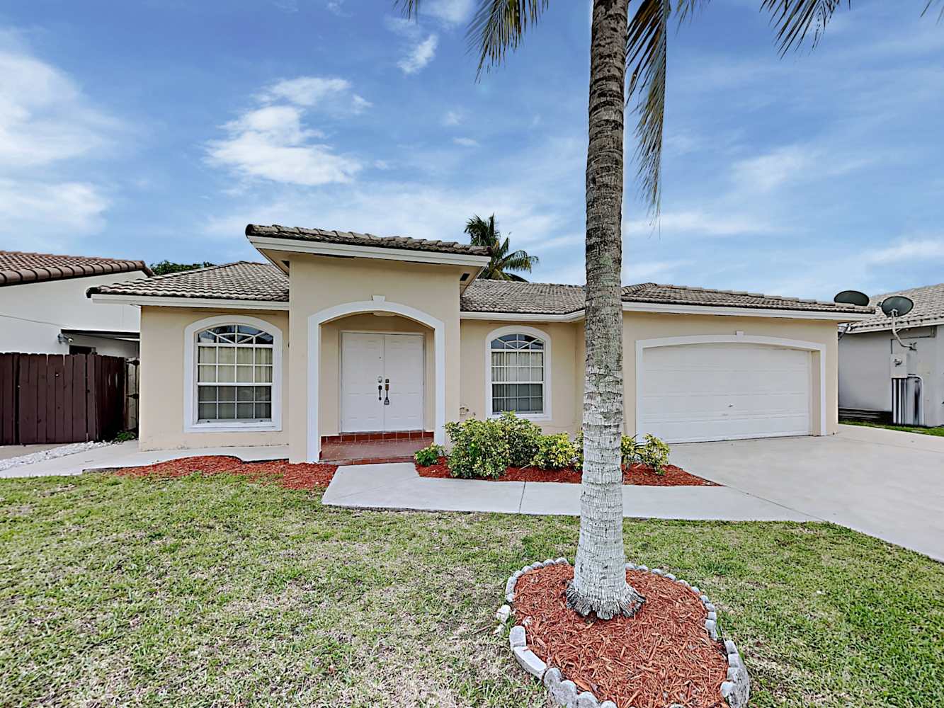 4-Bed Home in null, Miami