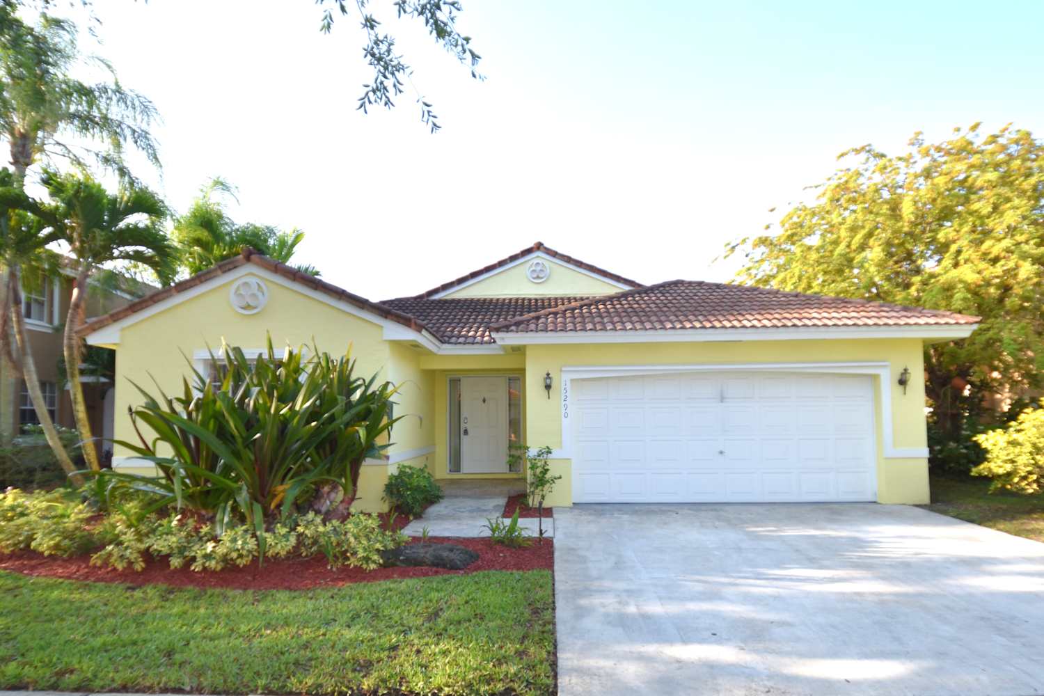 3-Bed House for Rent - 15290 SW 51st St, Miramar, FL