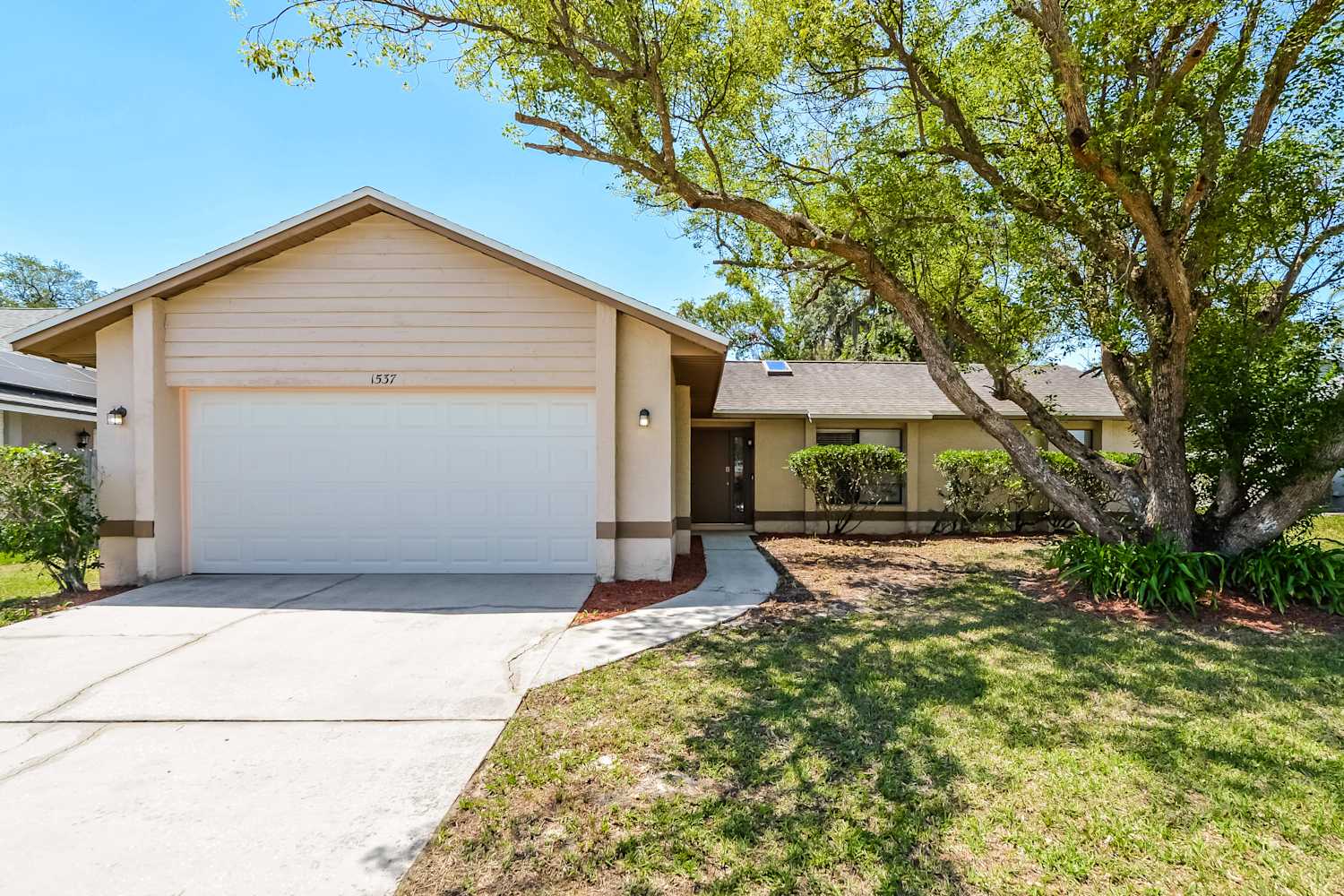 3-Bed House for Rent - 1537 Elf Stone Dr, Casselberry, FL