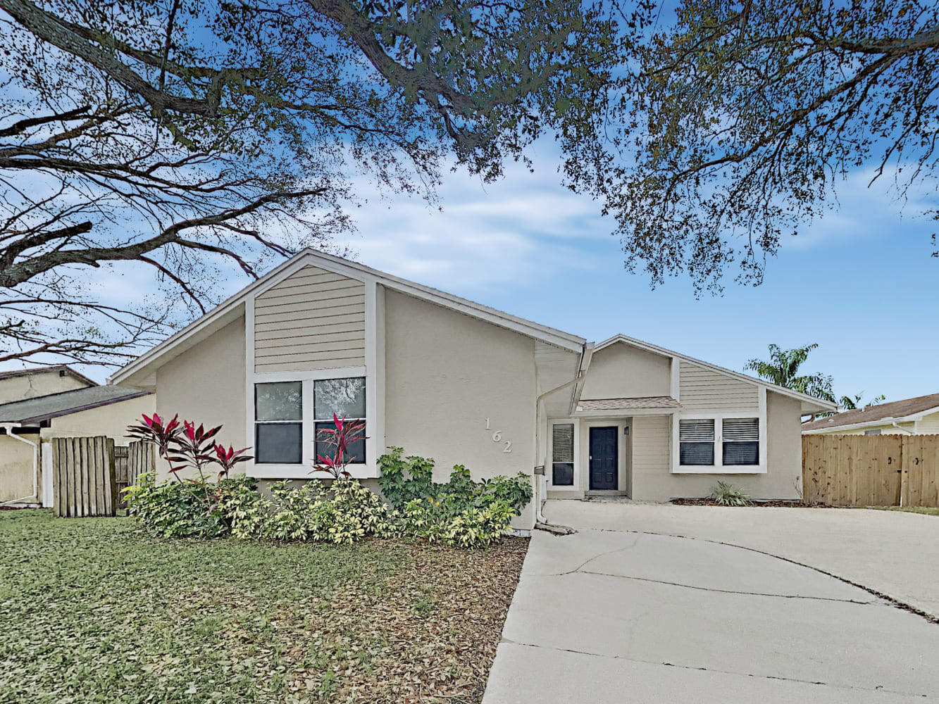 3-Bed House for Rent - 162 Overstreet Ct, Palm Harbor, FL