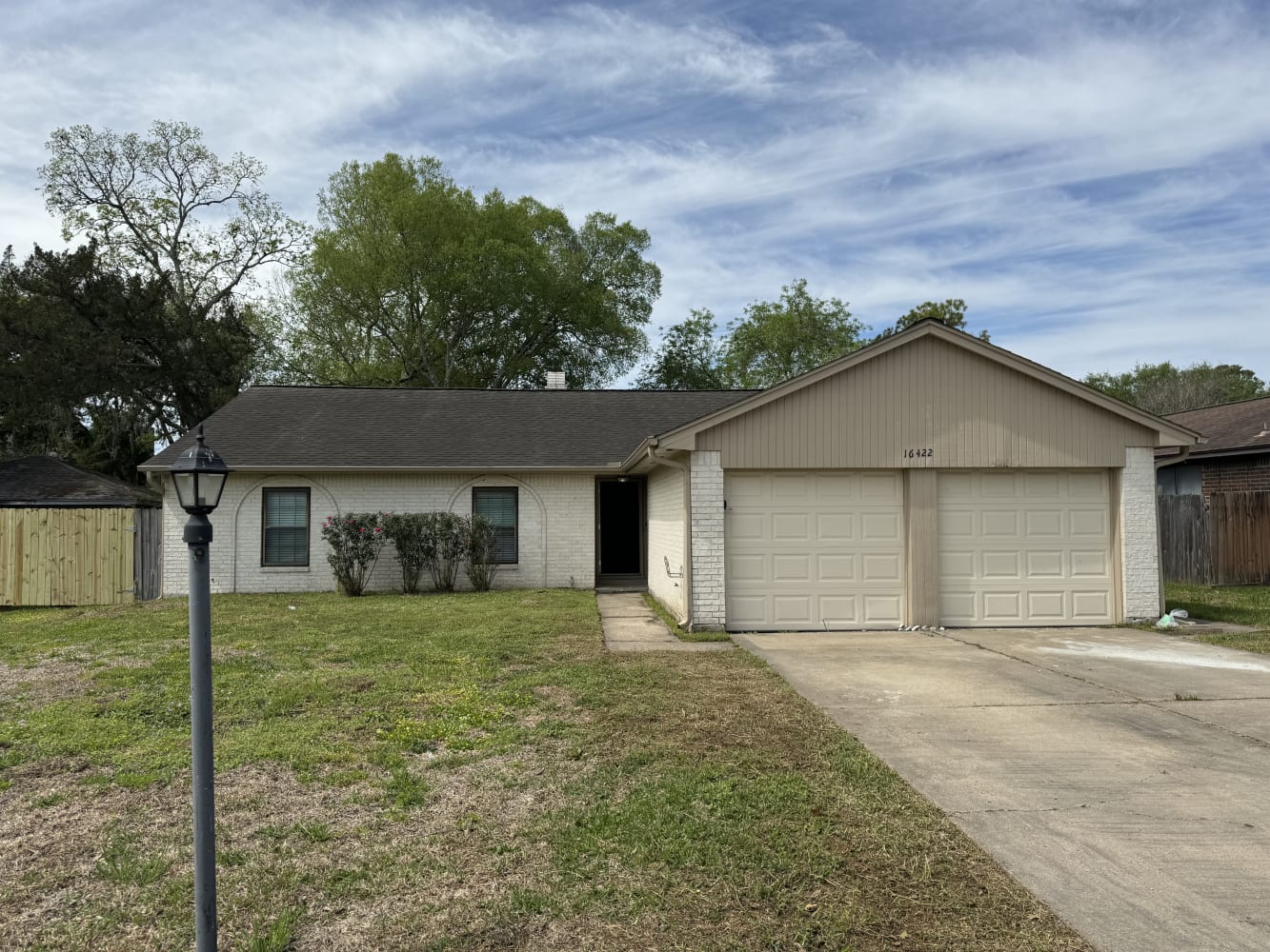 3 Bedroom House – 16422 Oxnard Ln, Friendswood, TX 77546