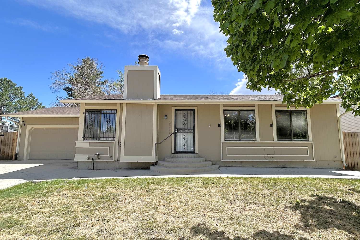 5-Bed House for Rent - 16766 E Kent Drive, Aurora, CO