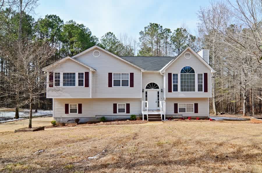 4-Bed Home in null, Douglasville