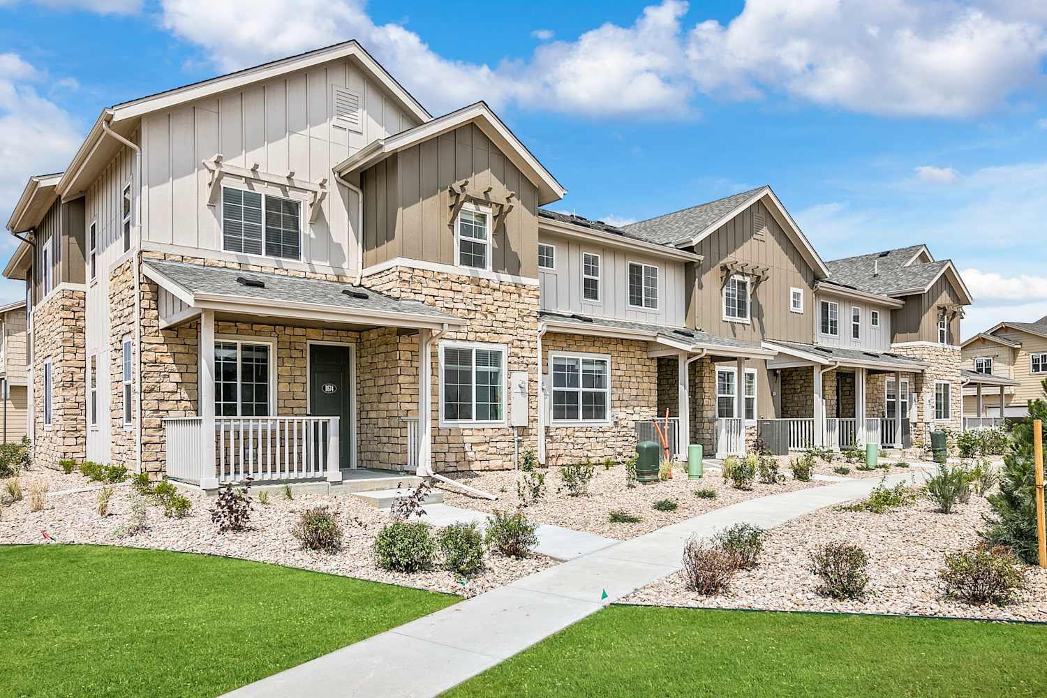 4-Bed Apartment in Murphy Creek, Aurora