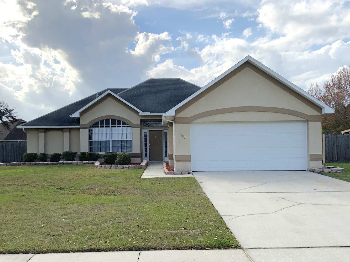 3-Bed Home at 1906 Ashley Oaks Ct, Saint Cloud