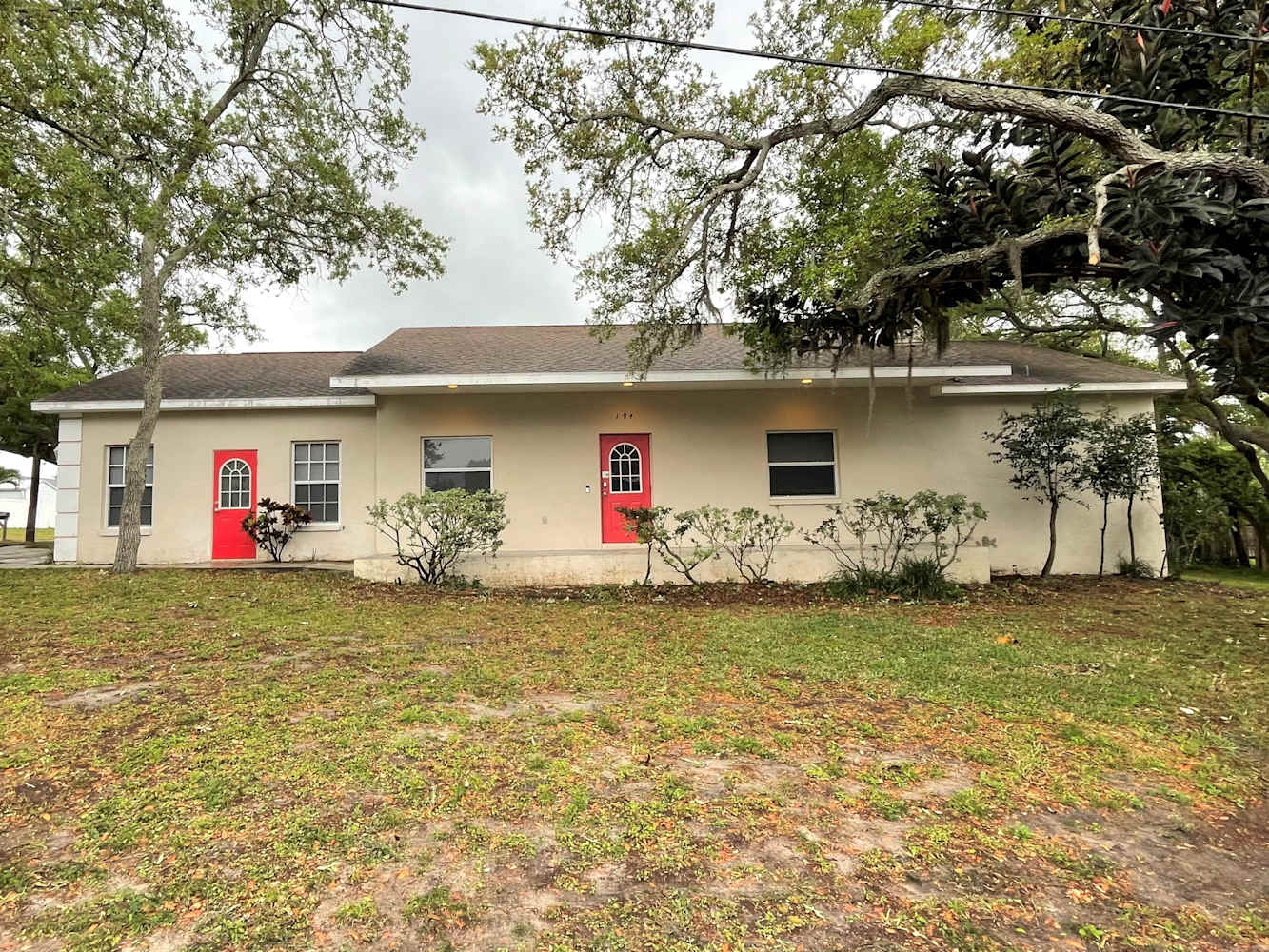 3-Bed Home in null, Tarpon Springs