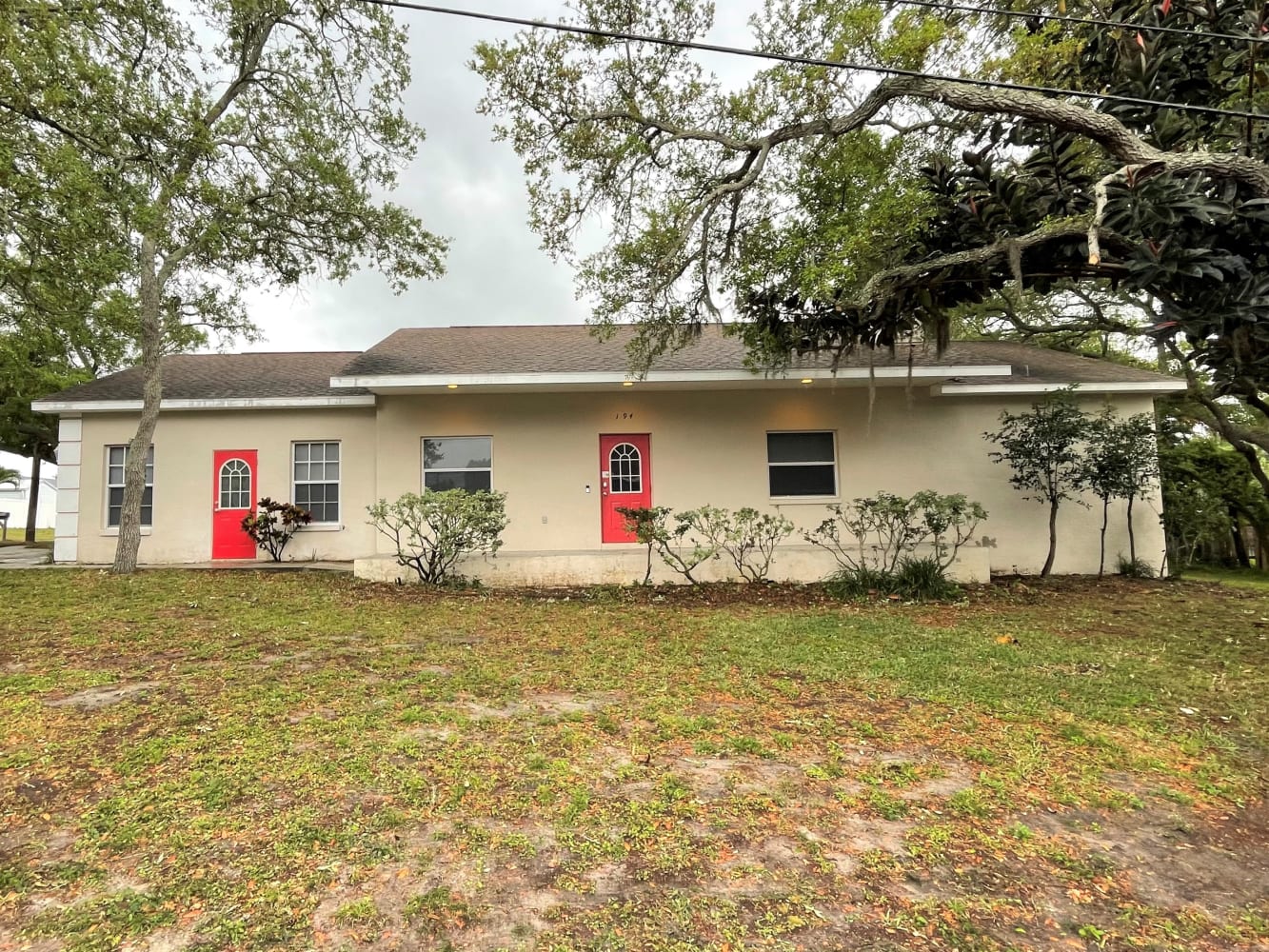 3-Bed House for Rent - 194 Vermont Ave, Tarpon Springs, FL