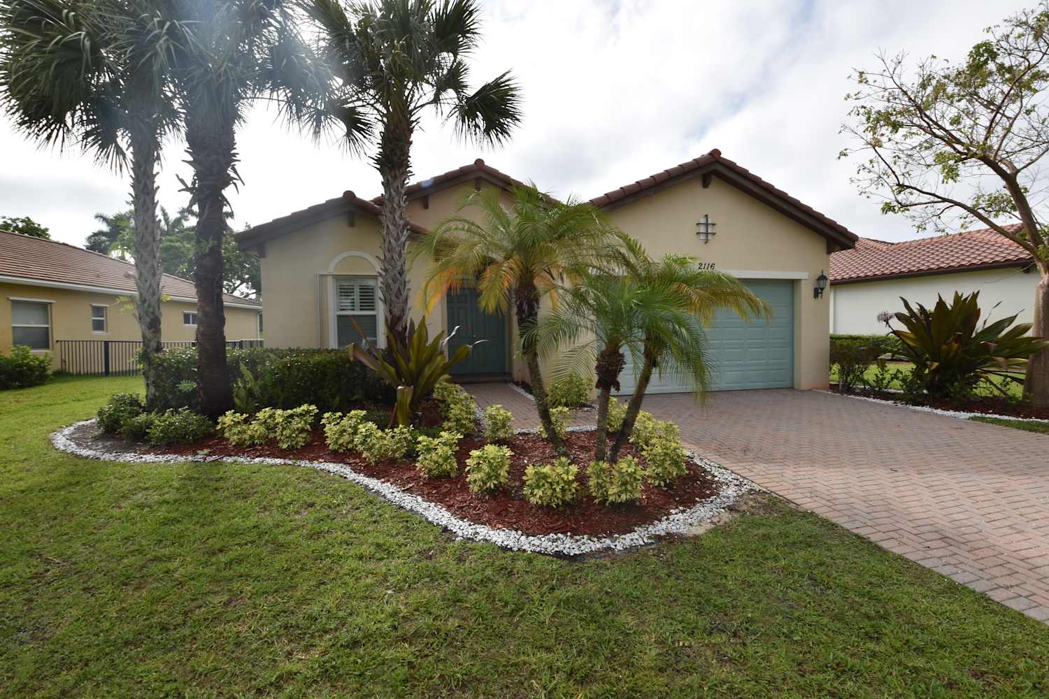 3-Bed Home at 2118 Belcara Ct, Royal Palm Beach