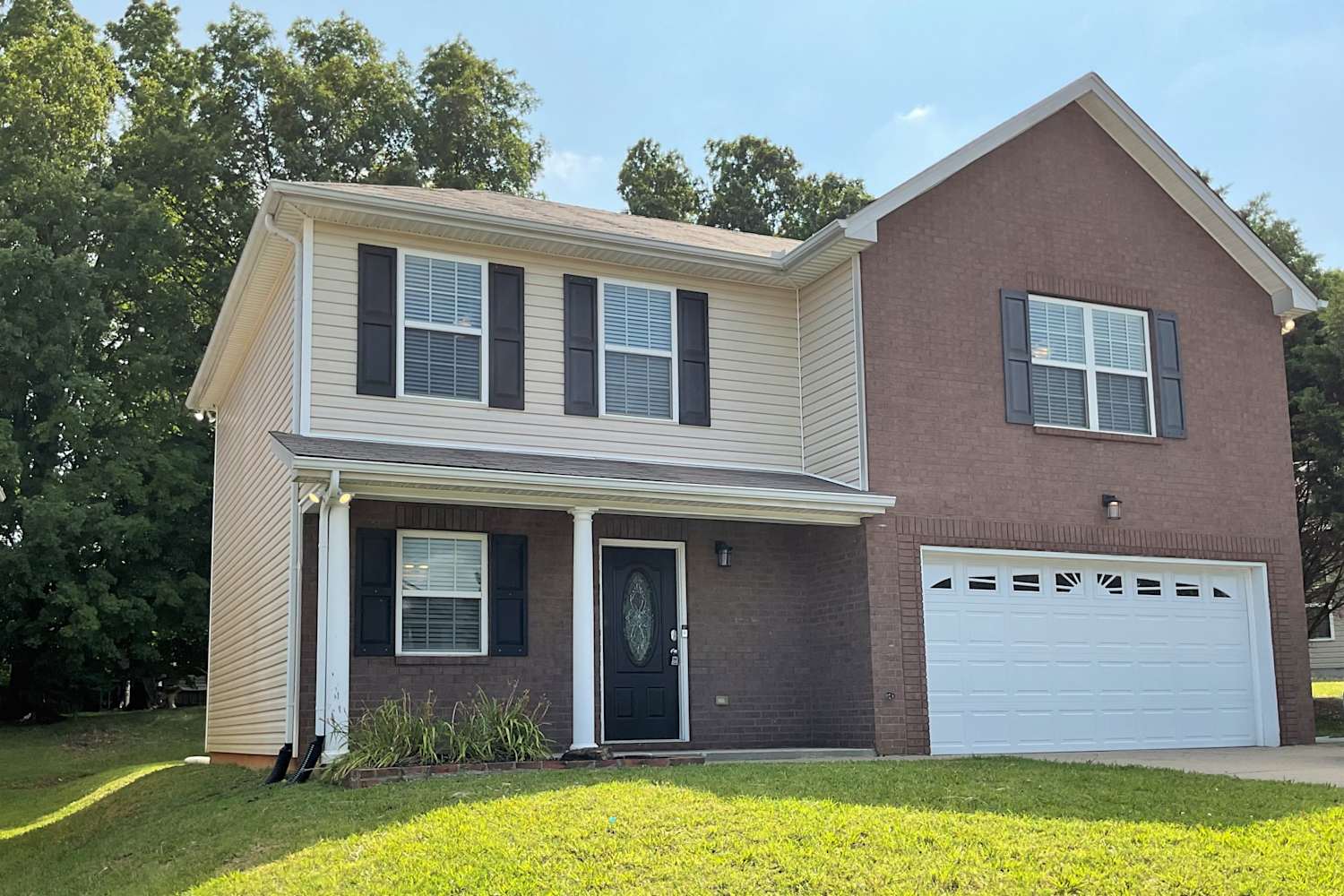 3-Bed House for Rent - 216 Dimaggio Dr, Springfield, TN