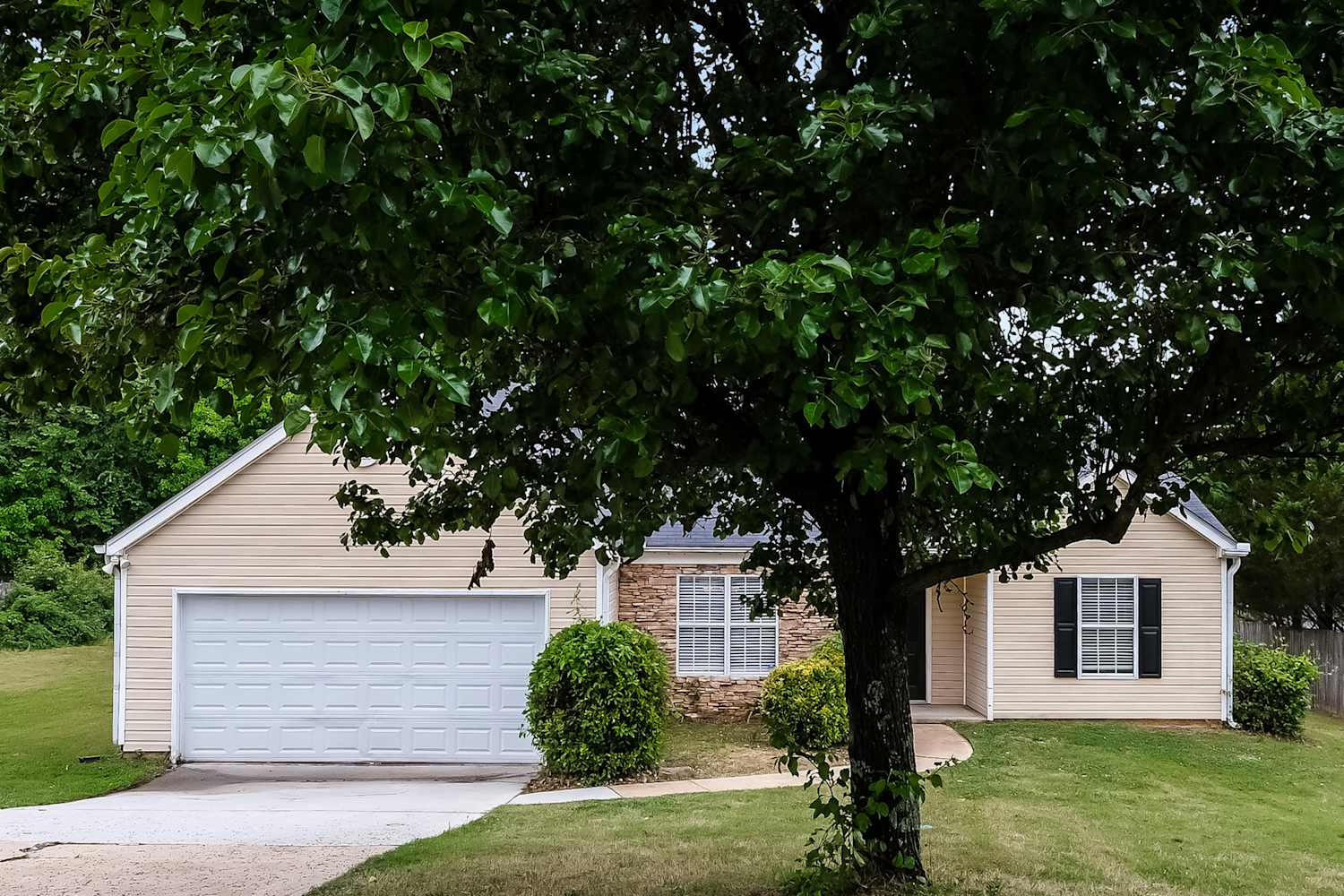 3-Bed Home at 2194 Lazy Days Rd, Dacula