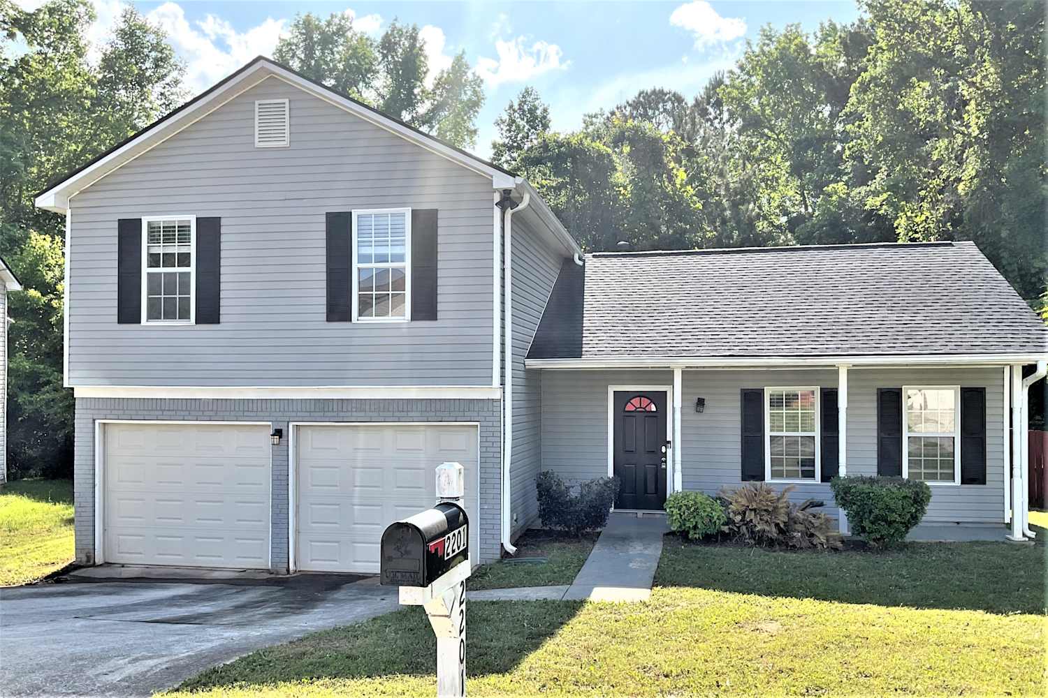 3-Bed Home at 2203 Clayton Rdg, Lithonia